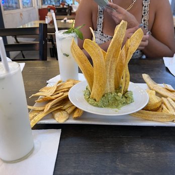 Havana Heights - Large Guacamole W/ Fresh Plantain chips - Cuban Near Me - New York, New York Havana Heights - Large Guacamole W/ Fresh Plantain chips - Cuban Near Me - New York, New York
