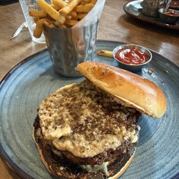 Wagyu Bone Marrow Burger Wagyu Bone Marrow Burger