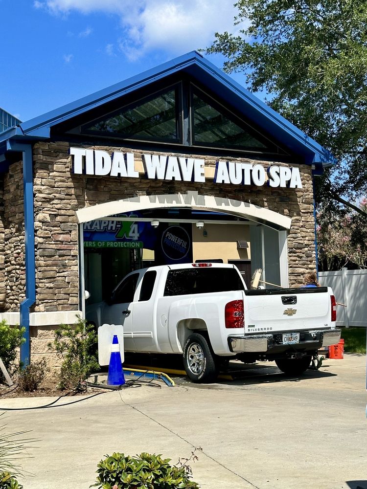 TIDAL WAVE AUTO SPA Updated September 2024 3274 Dauphin St, Mobile
