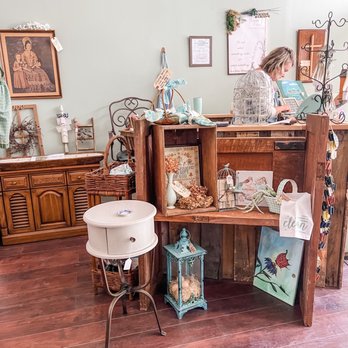 Thyme at the Homestead - Paint & Sip Near Me - Jane Lew, West Virginia Thyme at the Homestead - Paint & Sip Near Me - Jane Lew, West Virginia