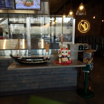 Sashimi Express - Front counter area - Sushi Bars Near Me - Clovis, California