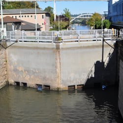 Willamette Falls Locks