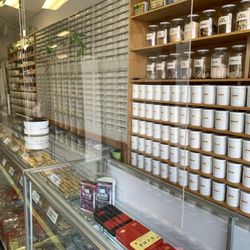 Dana Herbal Market