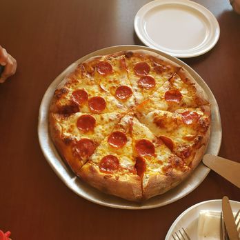 Finas Trattoria - Pizza Near Me - San Pablo, California