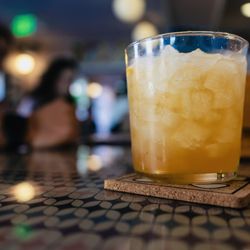Bunny's Buckets & Bubbles - Gold rush