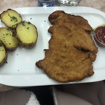 Caffé Italia - Pork schnitzel - Italian Near Me - Prague, Puerto Rico