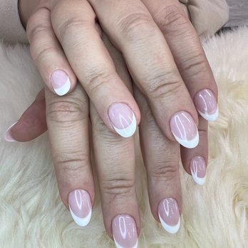 Hush Beauty Bar - My fresh gel x manicure from Caroline - Nail Salons Near Me - Encino, California Hush Beauty Bar - My fresh gel x manicure from Caroline - Nail Salons Near Me - Encino, California