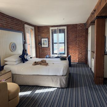 Argonaut Hotel - Bedroom area - Hotels Near Me - San Francisco, California Argonaut Hotel - Bedroom area - Hotels Near Me - San Francisco, California