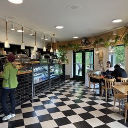 Cafe la Maison Smith - Lovely cafe, inside and out