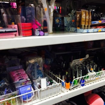 Merca - Manicura - Chinese Bazaar Near Me - Valencia, V