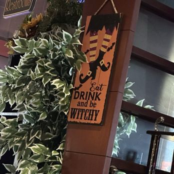 Celebration Town Tavern - Decor - Pubs Near Me - Celebration, Florida