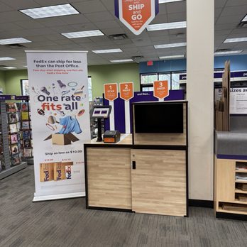 FedEx Office Print & Ship Center - Package drop station - Printing Services Near Me - Rancho Cucamonga, California FedEx Office Print & Ship Center - Package drop station - Printing Services Near Me - Rancho Cucamonga, California