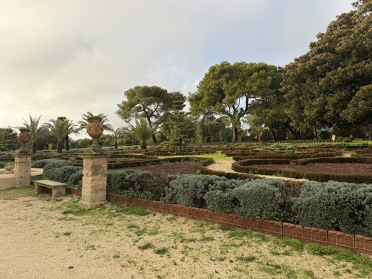 Castello di Donnafugata by null