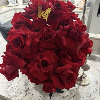 Pink Flower Boutique - Florists Near Me - Doral, Florida Pink Flower Boutique - Florists Near Me - Doral, Florida