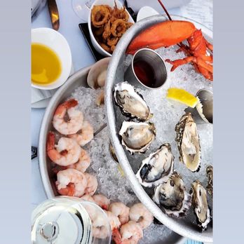 Tom Ham's Lighthouse - No. 1 best seafood platter I've had, hands down - Breakfast & Brunch Near Me - San Diego, California