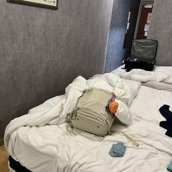 Hôtel le Bayeux - No drawer space. Hardly any space to walk between wall and beds. - Hotels Near Me - Bayeux, 14 Hôtel le Bayeux - No drawer space. Hardly any space to walk between wall and beds. - Hotels Near Me - Bayeux, 14