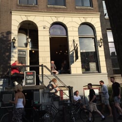 Café De Engelbewaarder - Outside looking in