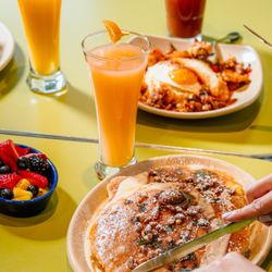 Snooze, an A.M. Eatery