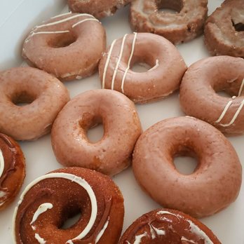Krispy Kreme - Fall doughnuts - Donuts Near Me - Miami, Florida