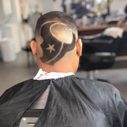 El Jefe Barbershop - Hair designs are available upon request.