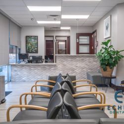 Echeverri Dental Center