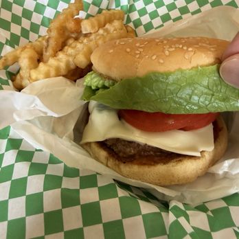 Jessica's Unique Bite Burgers - Chipotle burger - Food Trucks Near Me Jessica's Unique Bite Burgers - Chipotle burger - Food Trucks Near Me