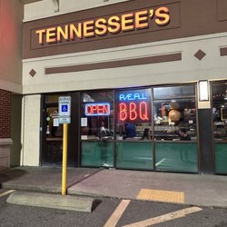 Tennessee's Real BBQ Real Fast - Exterior