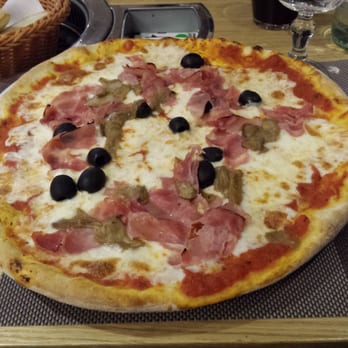 Il Pellegrino - Pizza boscaiola con prosciutto, olive e funghi porcini: 6,90 euro. Ottimo direi! - Bars Near Me - Milan, Michigan Il Pellegrino - Pizza boscaiola con prosciutto, olive e funghi porcini: 6,90 euro. Ottimo direi! - Bars Near Me - Milan, Michigan