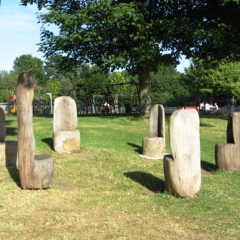 Easthill Park - Playgrounds Near Me - Brighton, BNH