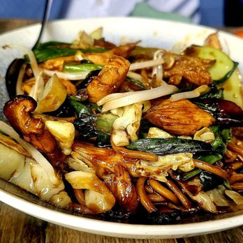 Republic Latin Fusion - Beef lo mein - Latin American Near Me - Brooklyn, New York