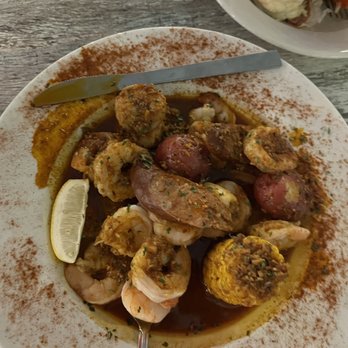 Stinkin Crawfish Key West - House Cajun shrimp with extra 1/2 lb shrimp - Cajun/Creole Near Me - Key West, Florida Stinkin Crawfish Key West - House Cajun shrimp with extra 1/2 lb shrimp - Cajun/Creole Near Me - Key West, Florida