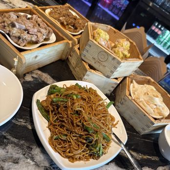 Mr. Dim Sum - Vegetable chow mein, black pepper beef, pork short ribs, shrimp and pork shumai and tripe - Dim Sum Near Me - Tukwila, Washington Mr. Dim Sum - Vegetable chow mein, black pepper beef, pork short ribs, shrimp and pork shumai and tripe - Dim Sum Near Me - Tukwila, Washington
