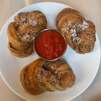 Roberta's - Garlic knots - Pizza Near Me - Brooklyn, New York