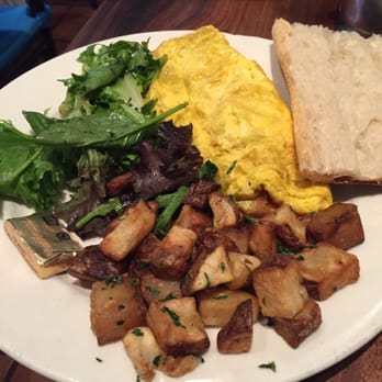 Olea - French omelette ($12) - Tapas Bars Near Me - Brooklyn, New York
