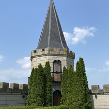 The Kentucky Castle - Hotels Near Me - Versailles, Kentucky