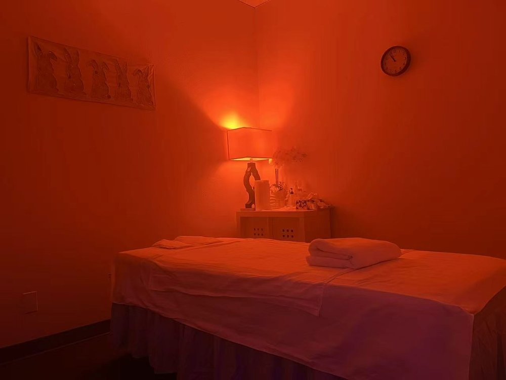 Yaxin Foot Spa Logo
