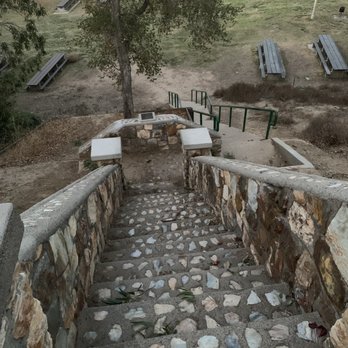 Hillcrest Park - Parks Near Me - Fullerton, California