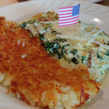 Red Plate Diner - Diners Near Me - Wernersville, Pennsylvania Red Plate Diner - Diners Near Me - Wernersville, Pennsylvania