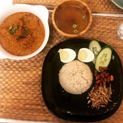 IBU : Mom’s Favourite Cuisine - Nasi lemak and beef rendang