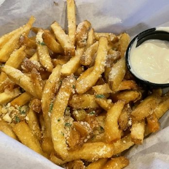 Islands Restaurant - Burgers Near Me - Corona, California
