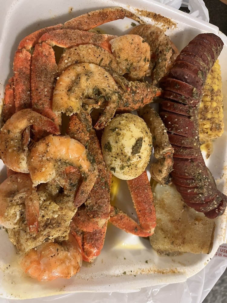 M & M CRAB HOUSE Updated August 2024 33 Photos & 10 Reviews 4670