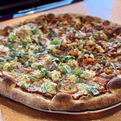 Pizza My Heart - 18" Manresa Pizza @ Big Sur Pizza 50/50 - crispy and delicious