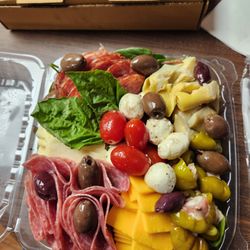 Isabella's Brick Oven - Antipasto Salad