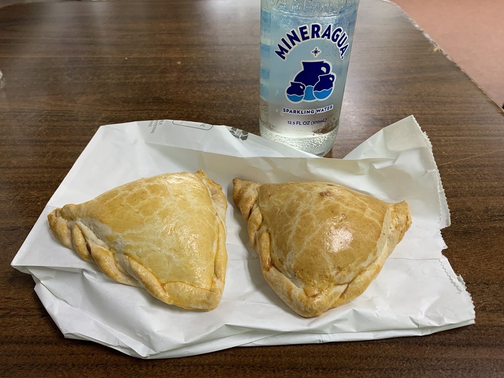 LA REYNA BAKERY Updated October 2024 23 Photos & 18 Reviews 5200