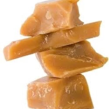 Ormeau Beauty Ladies Waxing - Suellen cunningham makes her own wax natural bees wax - Waxing Near Me - Ormeau, QLD Ormeau Beauty Ladies Waxing - Suellen cunningham makes her own wax natural bees wax - Waxing Near Me - Ormeau, QLD