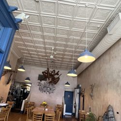 Gardens of Salonica New Greek Café & Deli