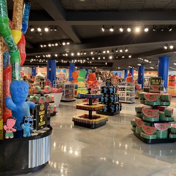 IT'SUGAR - Candy Stores Near Me - Honolulu, Hawaii IT'SUGAR - Candy Stores Near Me - Honolulu, Hawaii