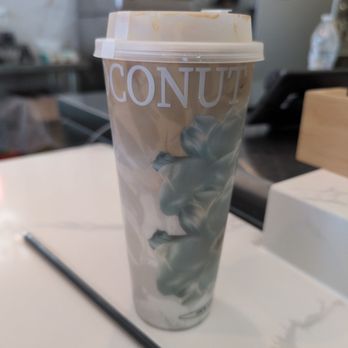 Coconut Jelly King - Coconut latte - Desserts Near Me - Alhambra, California Coconut Jelly King - Coconut latte - Desserts Near Me - Alhambra, California