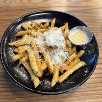 30hop - Truffle fries - Breakfast & Brunch Near Me - OMAHA N, Nebraska 30hop - Truffle fries - Breakfast & Brunch Near Me - OMAHA N, Nebraska