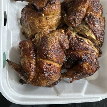 El Pollo Rico - Fairfax - Whole smoked chicken - Peruvian Near Me - Fairfax, Virginia